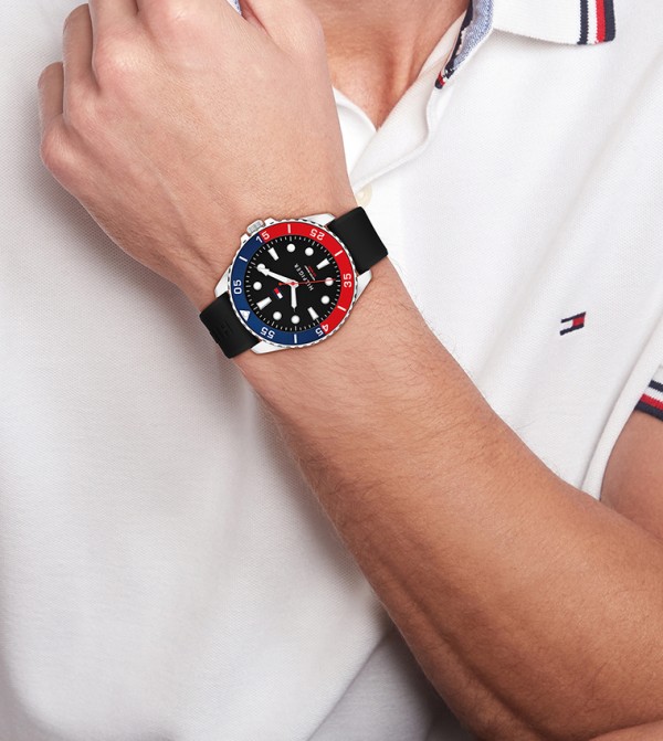 Tommy Hilfiger  Watches - Black undefined