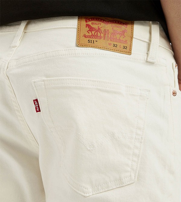 ليفايز ليفايز - أبيض Slim Jeans