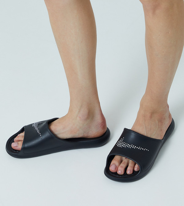 Nike - Black Slides