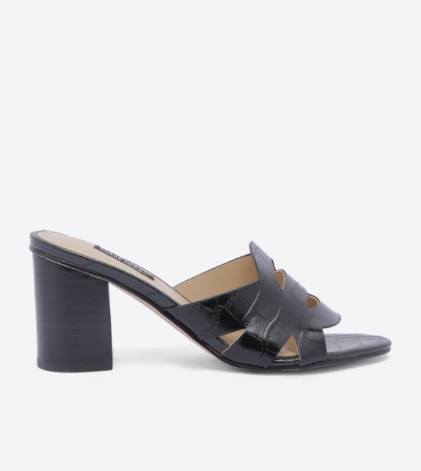 Nine West  - Black Pumps