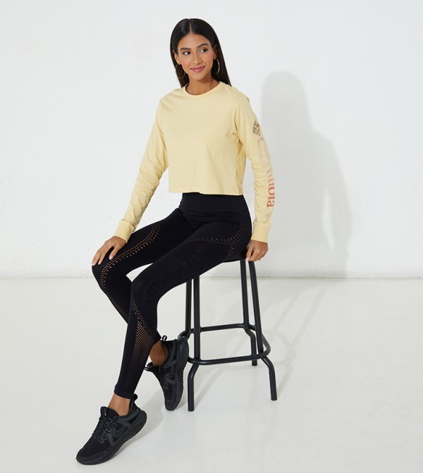 Columbia Sportswear Women's Luminescence Capri, Black, MxR: Buy Online at  Best Price in UAE 