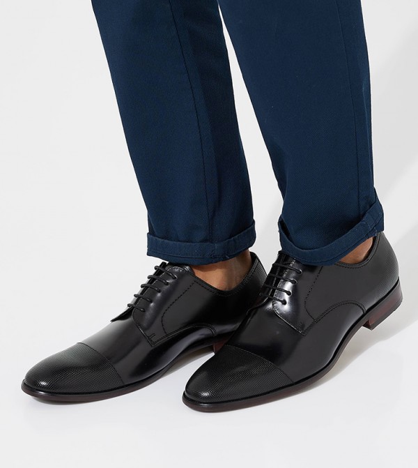 Steve Madden  Formal Shoes - Black Oxford
