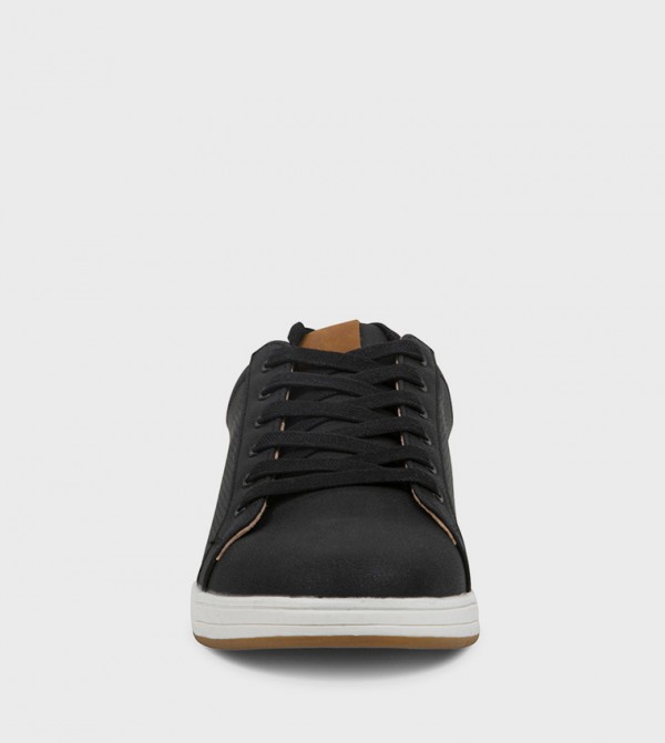 Steve Madden Steve Madden - Black Low Top
