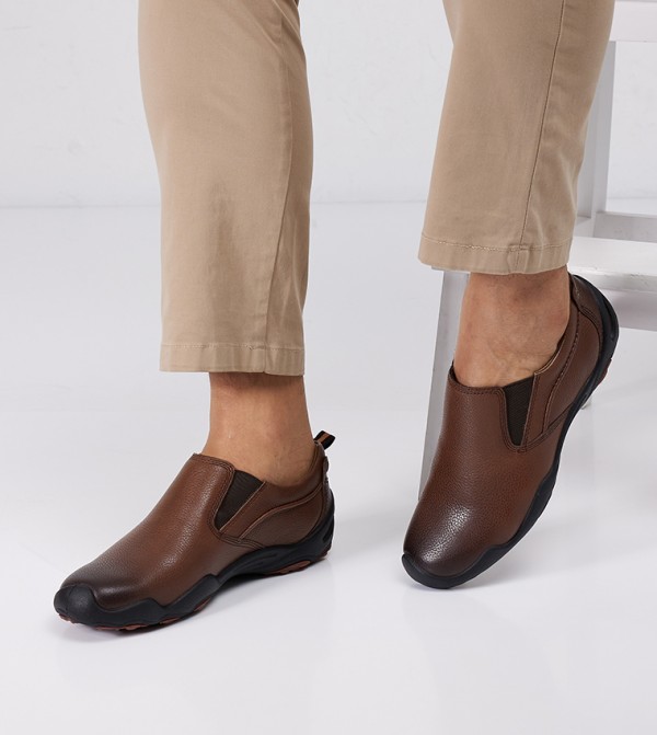 Hush Puppies Hush Puppies - Brown Casual Slip on