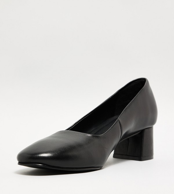 Hush Puppies Hush Puppies - Black Pumps