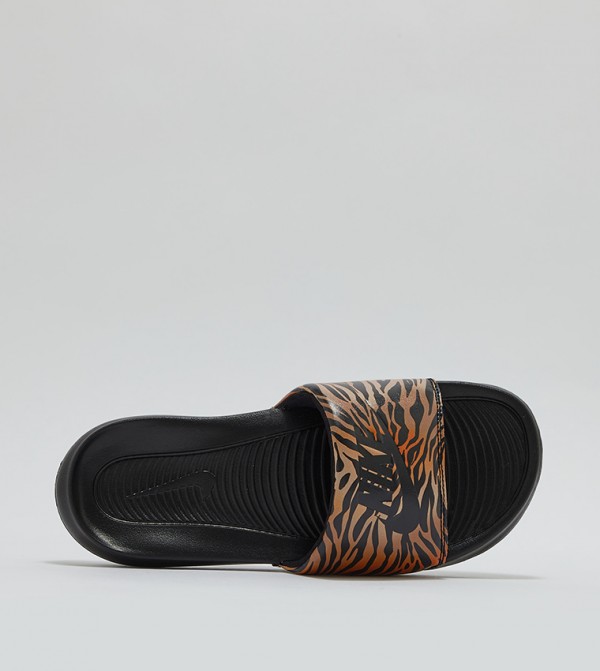Nike  - Black Slides