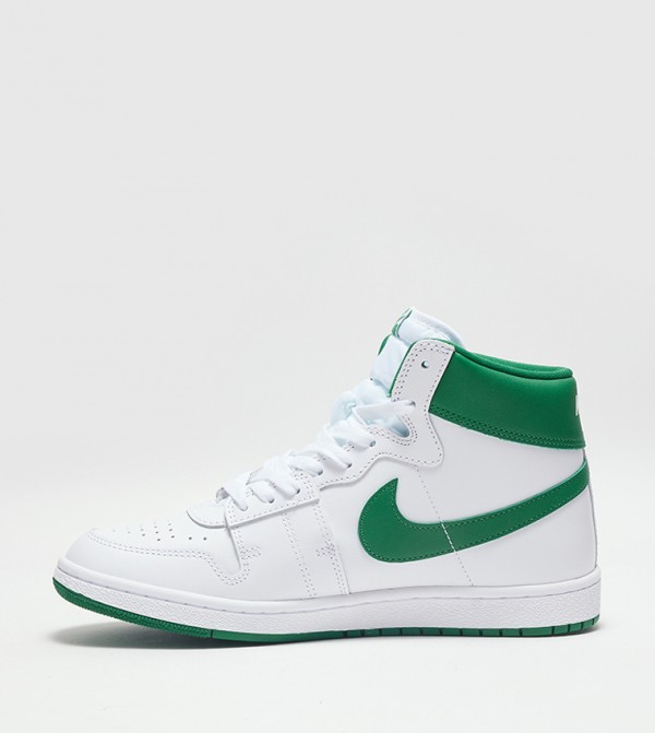 Nike  - White High Top