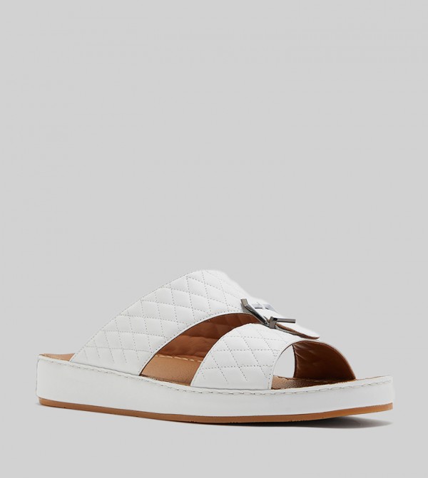 Steve Madden Steve Madden - White Arabic Sandals