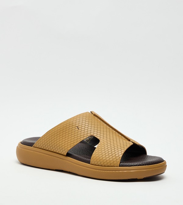 Steve Madden  - Tan Arabic Sandals