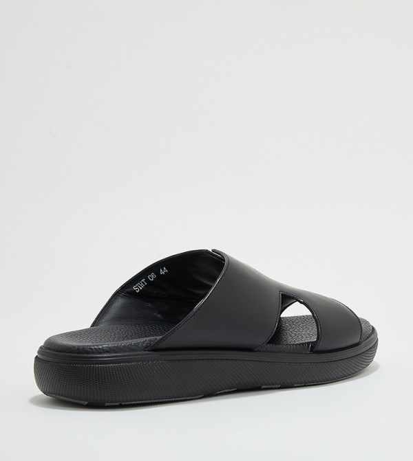 Steve Madden  Sandals - Black Casual Sandals