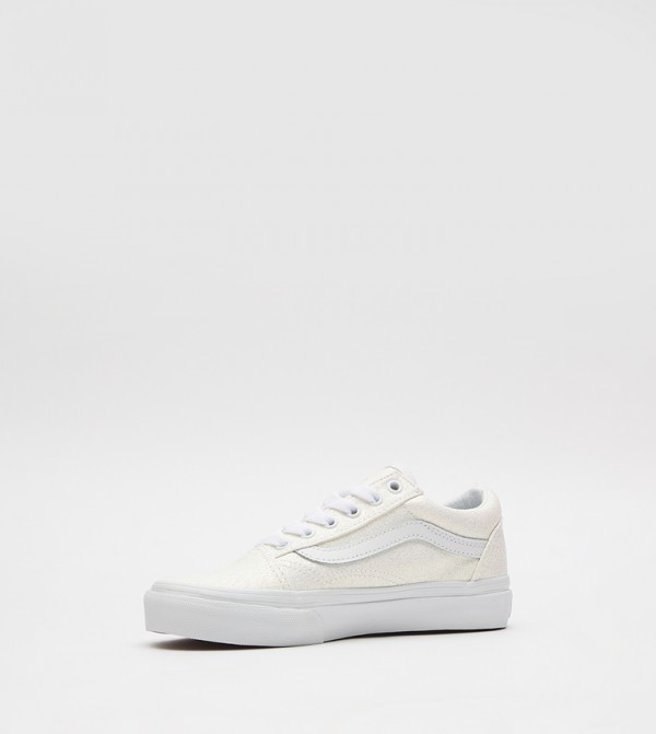 Outlet online clearance vans