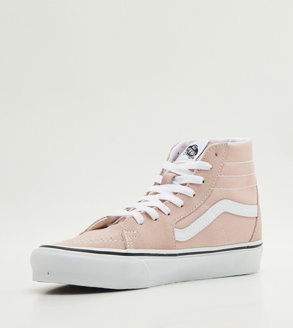 فانس الرياضة   - وردي Lace Up