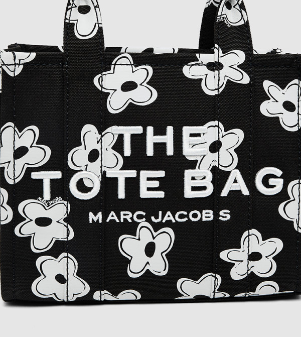 Marc Jacobs Marc Jacobs - Black Tote Bags
