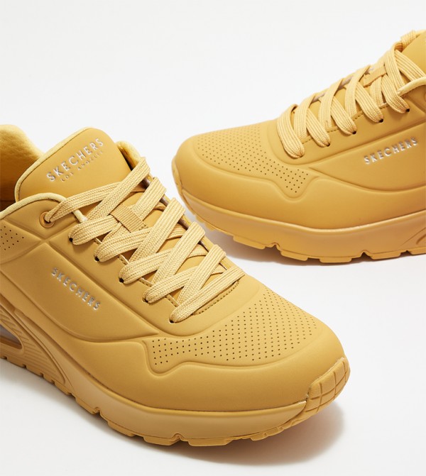Skechers  Sneakers - Mustard Low Top