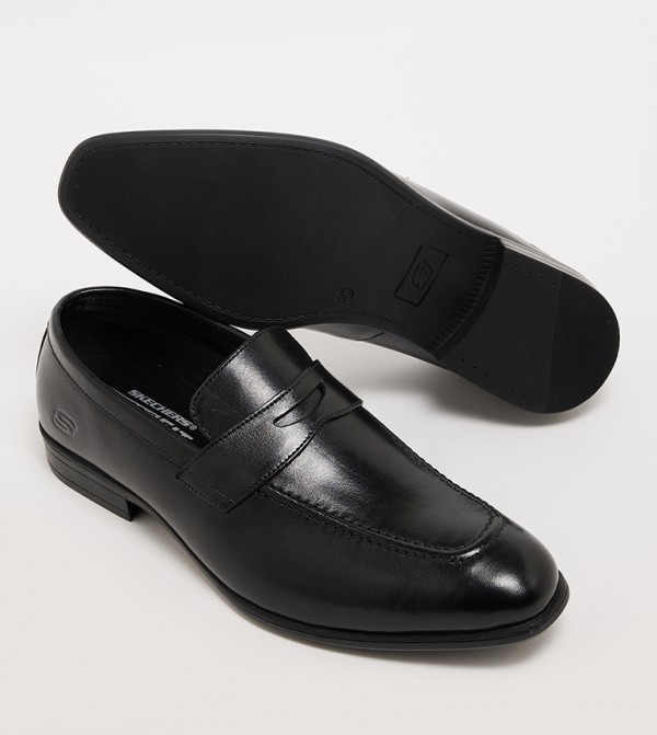 Skechers  Loafers & Moccasins - Black undefined