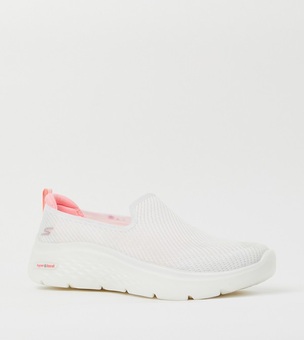 سكيتشرز WomenFashionFootwear - أبيض أحذية المشي