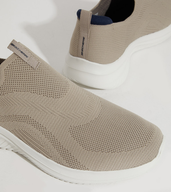 Skechers Skechers - Taupe Casual Slip on