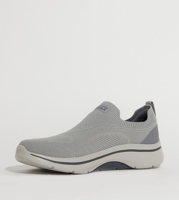 Open back hotsell skechers sneakers