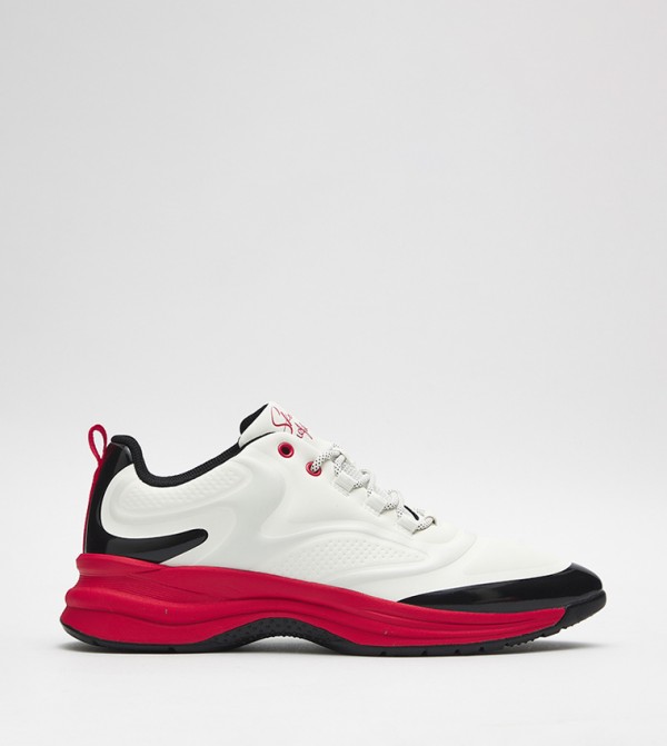 Skechers  - White Low Top