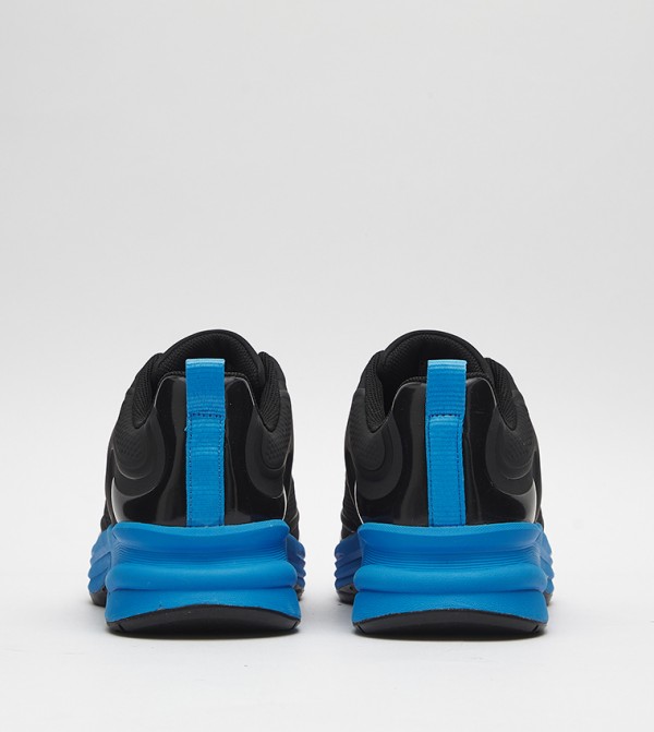 Skechers  - Black Low Top