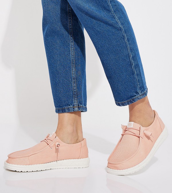 HEY DUDE HEY DUDE - Pink Casual Slip-ons
