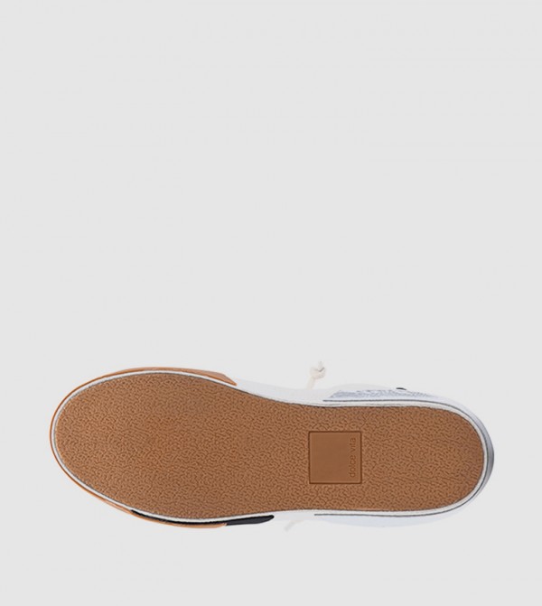 Steve Madden Steve Madden - Black Low Top