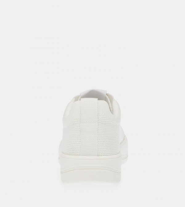 Steve madden white hot sale slip ons