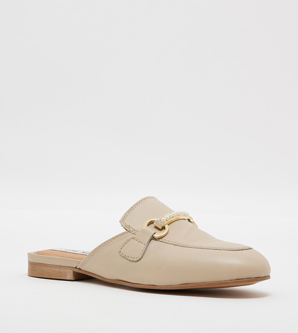 Steve Madden Steve Madden - Nude Casual Slip-ons