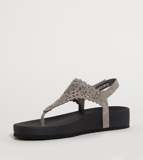Skechers Skechers - Black Wedge Sandals