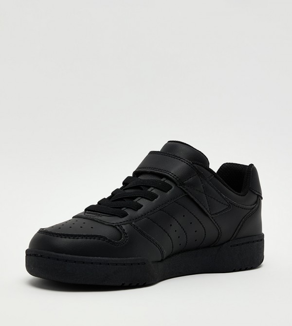 Skechers  Footwear - Black Low Top