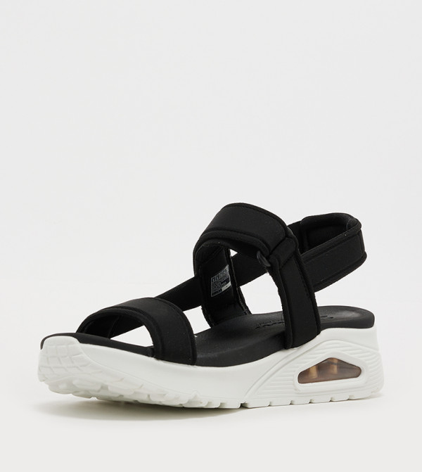 Skechers Skechers - Black Wedges