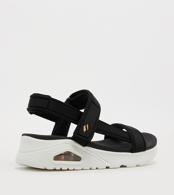 Skechers Skechers - Black Wedges