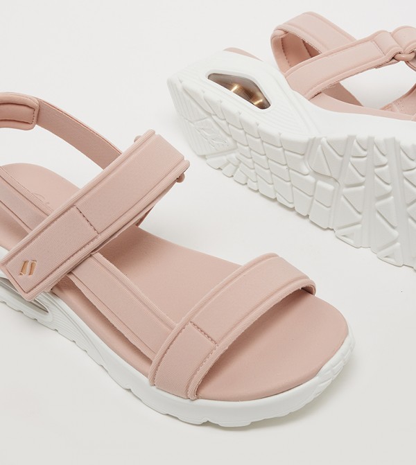 Skechers Skechers - Pink Wedges