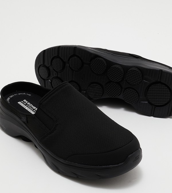 Skechers  Shoes - Black undefined