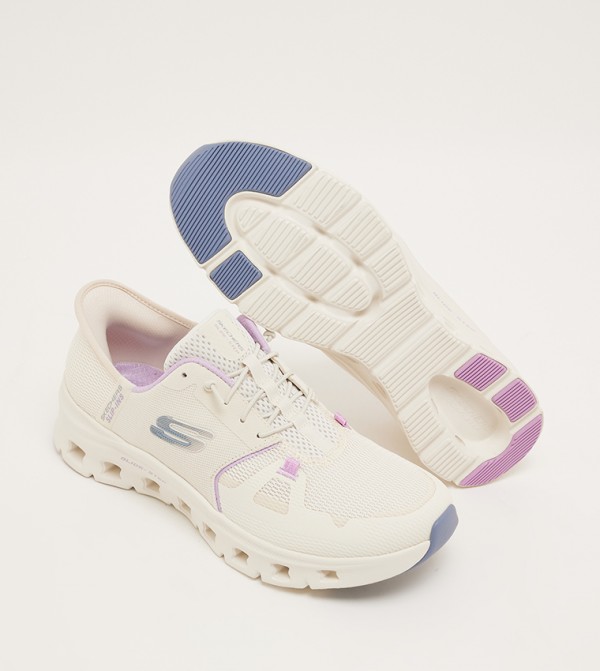 Skechers Skechers - Off White Casual Slip-ons