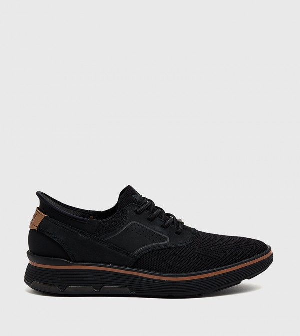 Skechers  Sneakers - Black Low Top