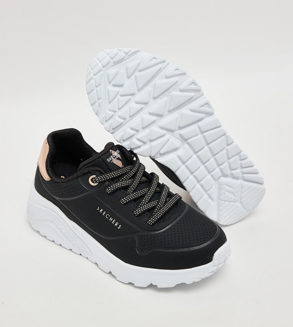 Skechers Skechers - Black Low Top