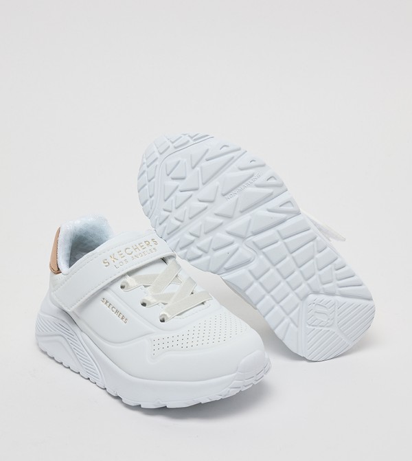 Skechers Sneakers - Black Low Top