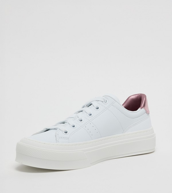 Skechers  Sneakers - White Low Top