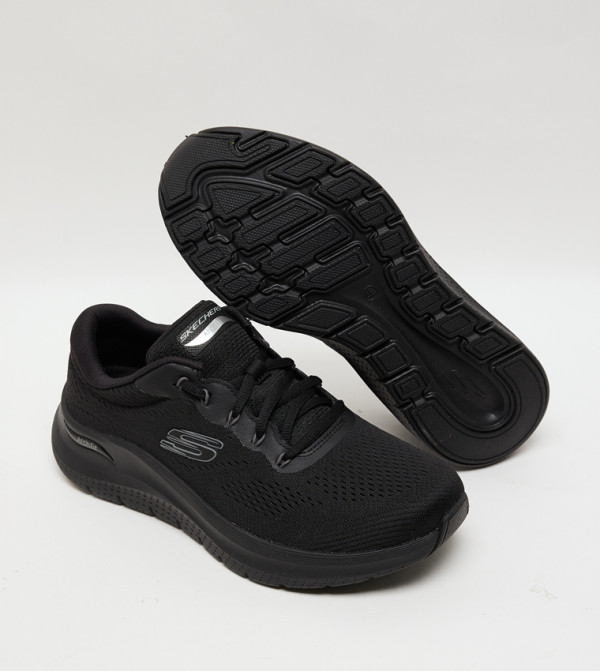 Skechers  Sneakers - Black Low Top
