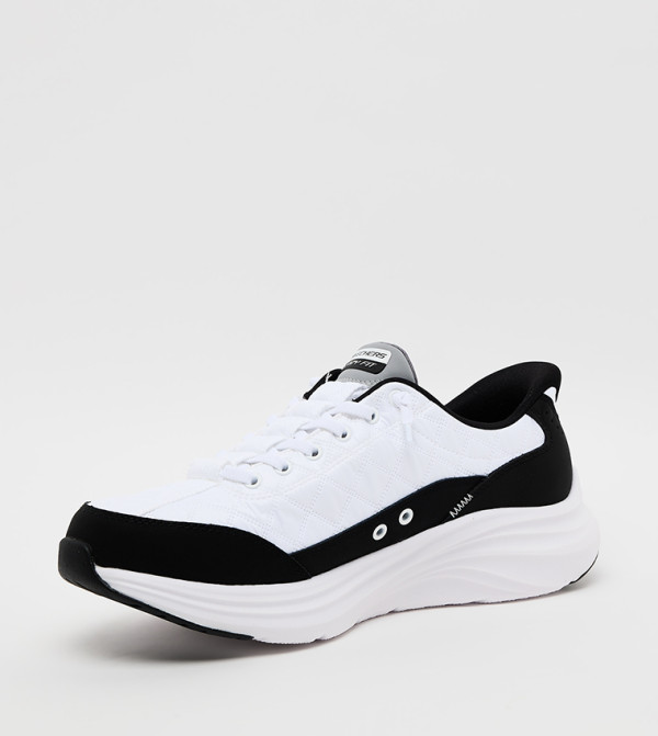 Skechers Skechers - Black Low Top