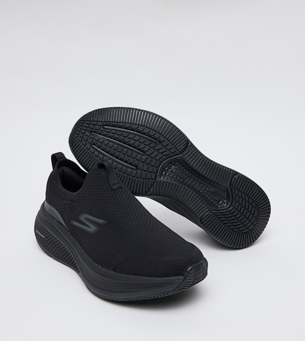 Skechers Skechers - Black Walking Shoes