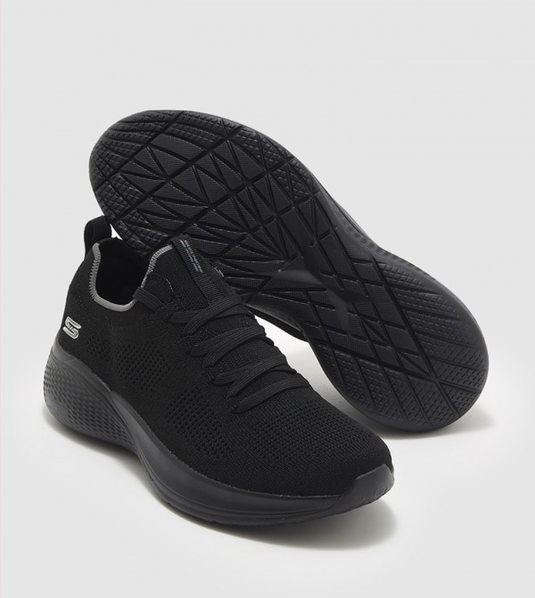 Skechers  Sneakers - Black Low Top