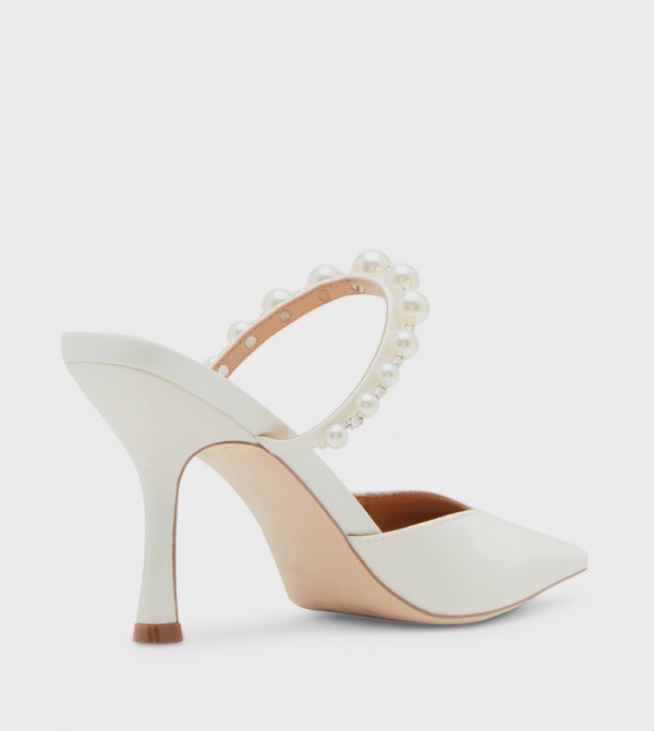 Steve Madden  Sandals - White Heels