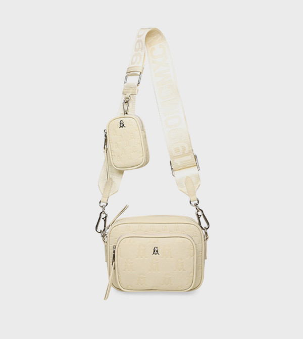 ستيف مادن ستيف مادن - كريمي حقائب بحمالة طويلة