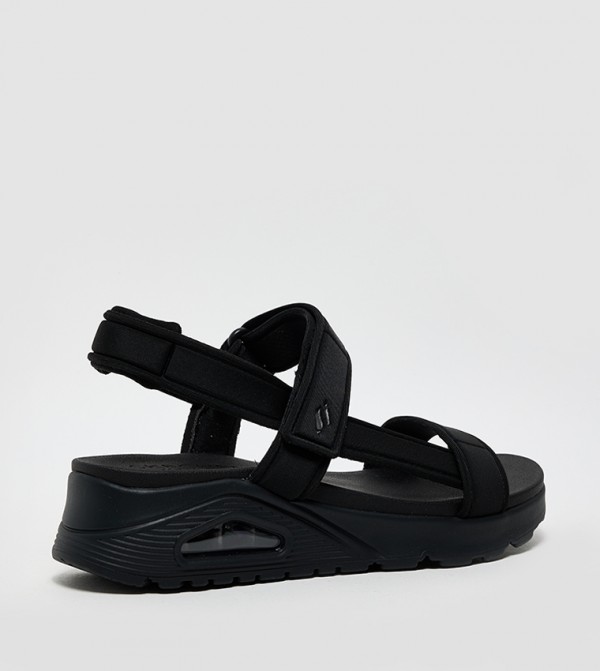 Skechers Skechers - Black Platforms