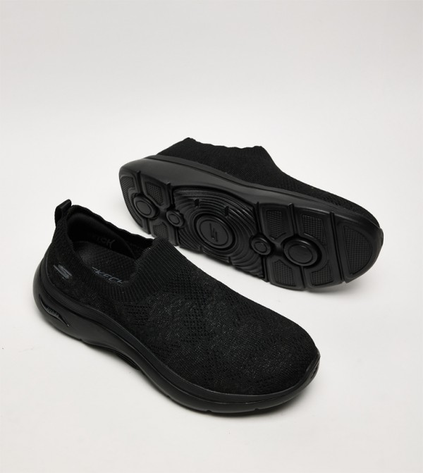 Skechers Skechers - Black Walking Shoes