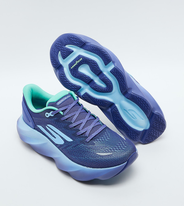 سكيتشرز  أحذية - كحلي أحذية الجري