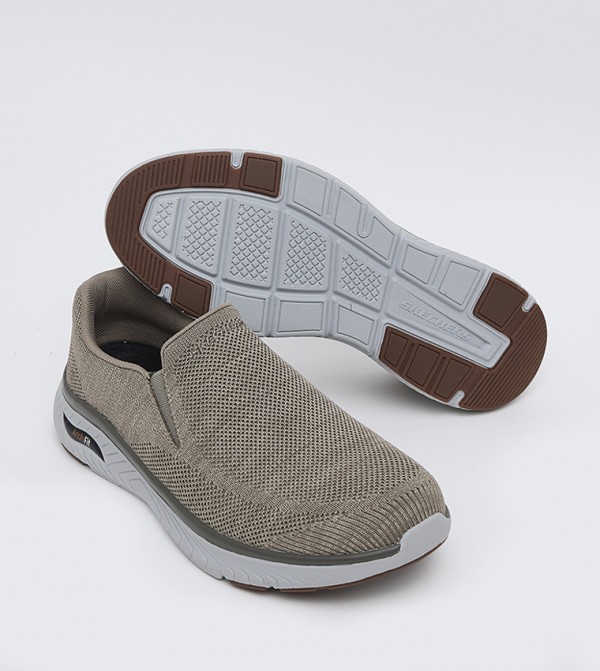 Skechers Skechers - Taupe Casual Slip-ons