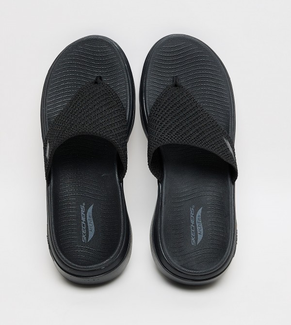 سكيتشرز سكيتشرز - أسود Flat Sandals